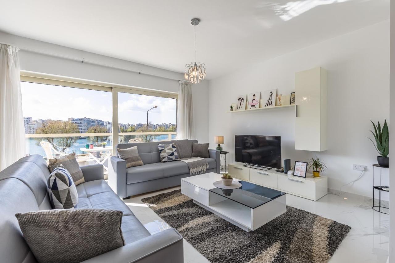 Stunning - Sunnyside 3-bedroom Sliema